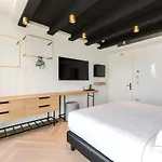 Maisonme Boutique (adults Only) Μπαρντολίνο