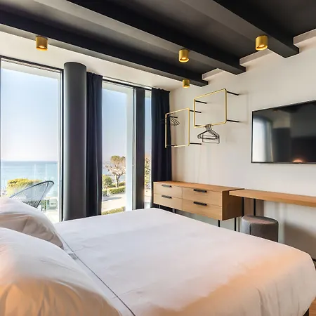 Maisonme Boutique (adults Only) 4* バルドリーノ