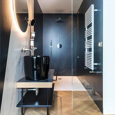 Maisonme Boutique (adults Only) ホテル バルドリーノ