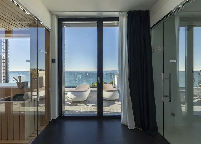 Maisonme Boutique (adults Only) فندق 4*