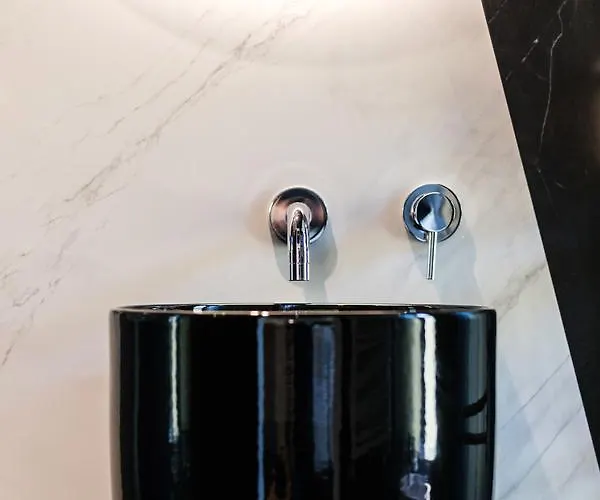 Maisonme Boutique (adults Only) ホテル バルドリーノ