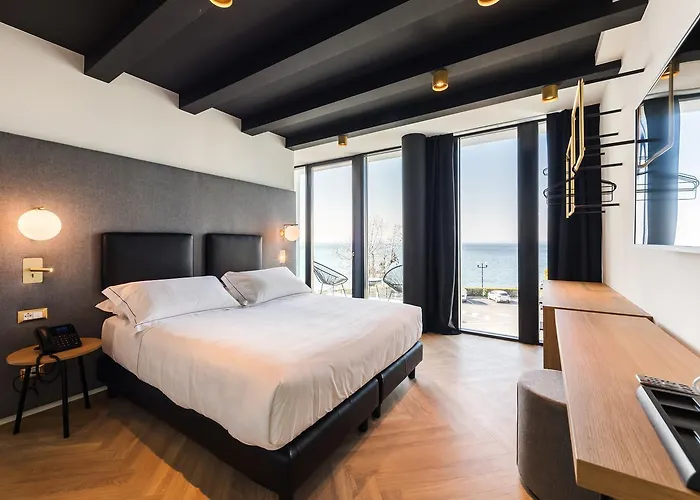 ホテル Maisonme Boutique (adults Only) 4*